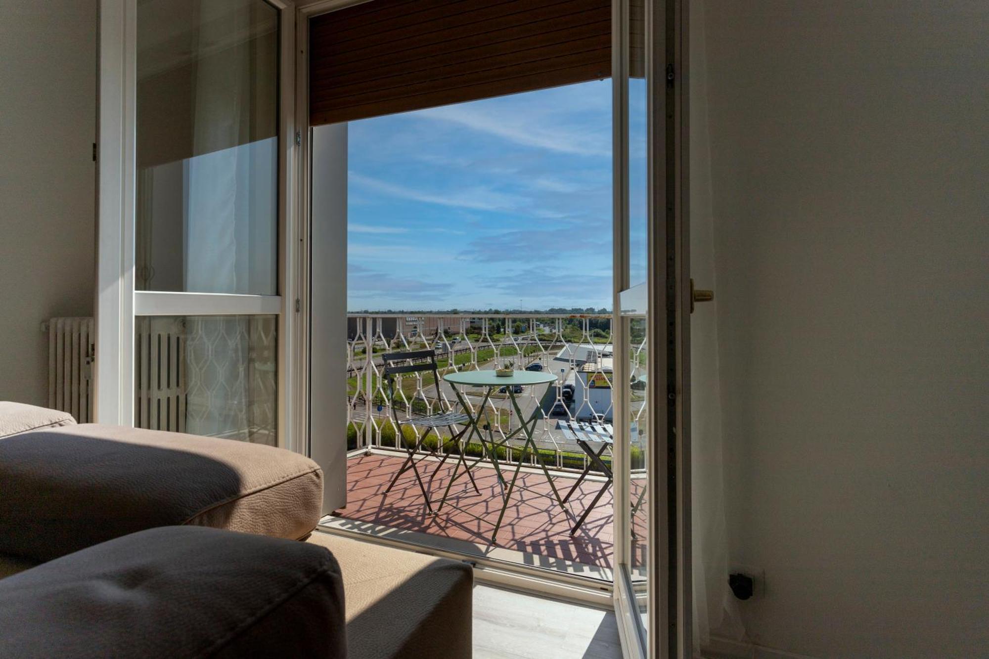 Mountain View Apartment Novara Bagian luar foto